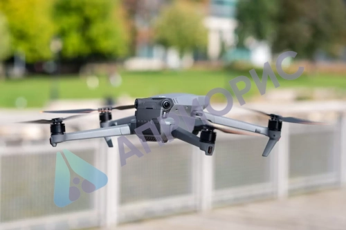 Квадрокоптер DJI Mavic 3 Fly More Combo